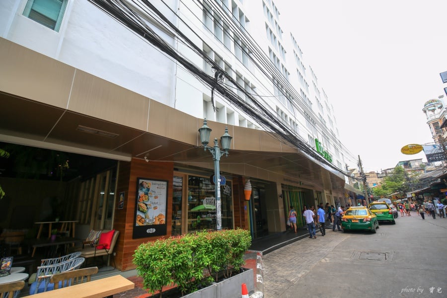 曼谷住宿推薦、考山路宜必思酒店| 生活機能超方便,鬧中取靜的繽紛酒店ibis Styles Bangkok Khaosan Viengtai 3 batch 473A3450
